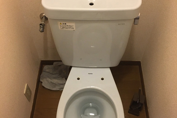 施工事例トイレの写真2